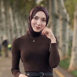 Ebe Hilal Öztürk | 