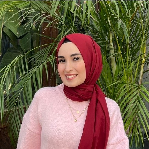 Int. Ebe Senanur Yılmaz | 