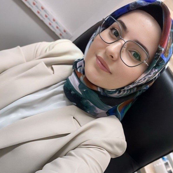 Araş. Gör. Ebe Sena Nur Yıldırgan | 